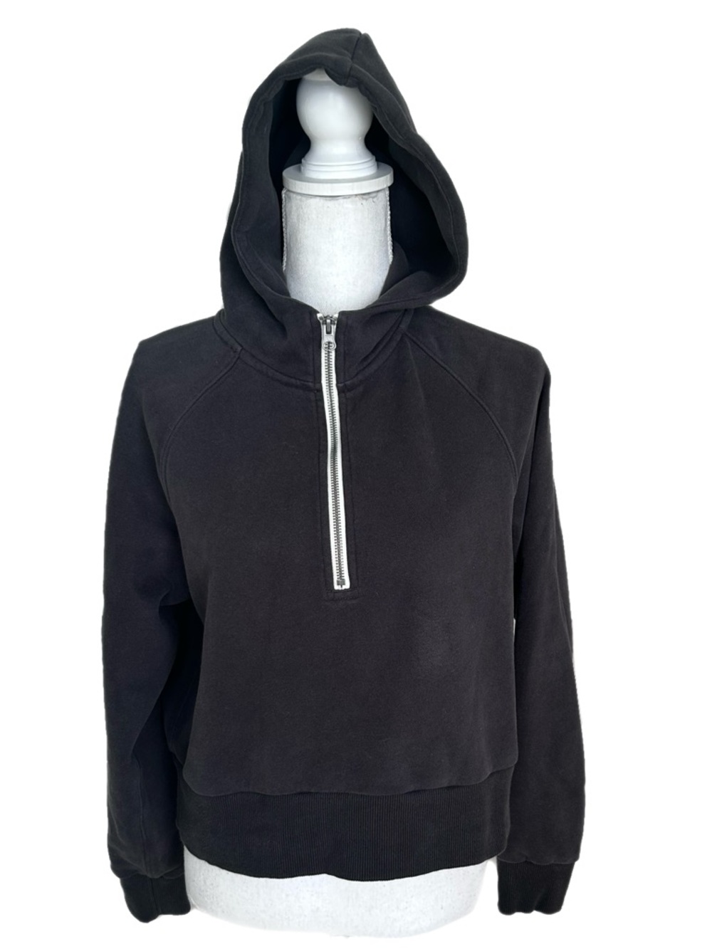 Vuori Women's Restore Relaxed Half-Zip Hoodie Washed Black Small Soft Comfy - Picture 4 of 8
